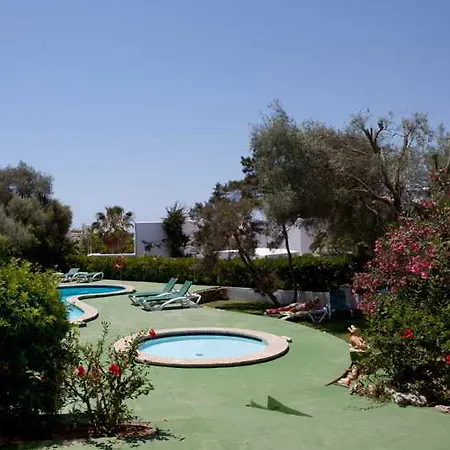 Niu D'aus Apart Otel 3*
