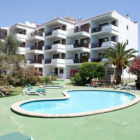 Niu D'aus Hotel apartamentowy Portopetro